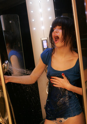 18 year old girl Ami is coerced into losing her virginity by older guy